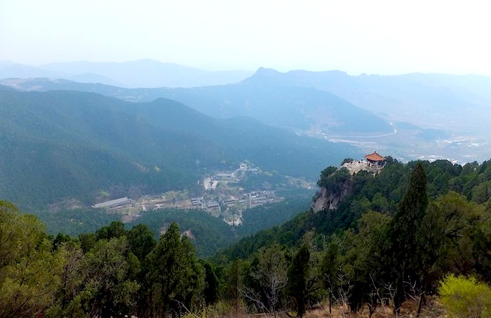 灵岩寺全景