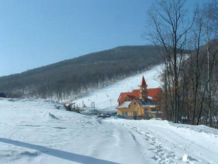 滑雪场美景