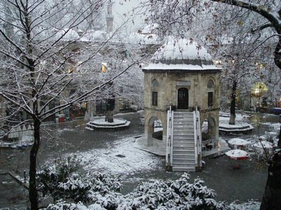 布尔萨雪景