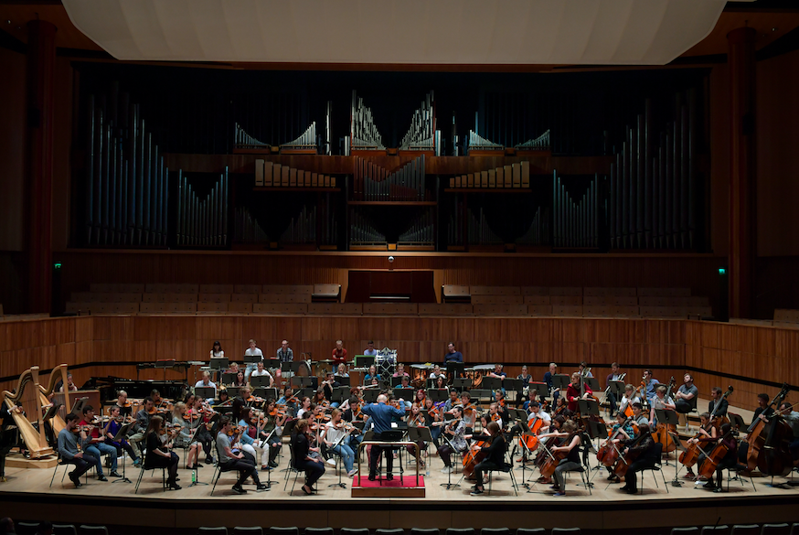 RCM交响乐团在Royal Festival Hall演奏