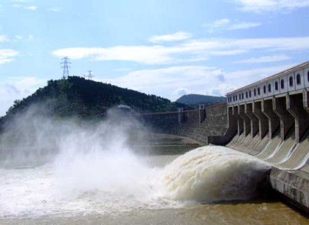 舞钢水库大坝